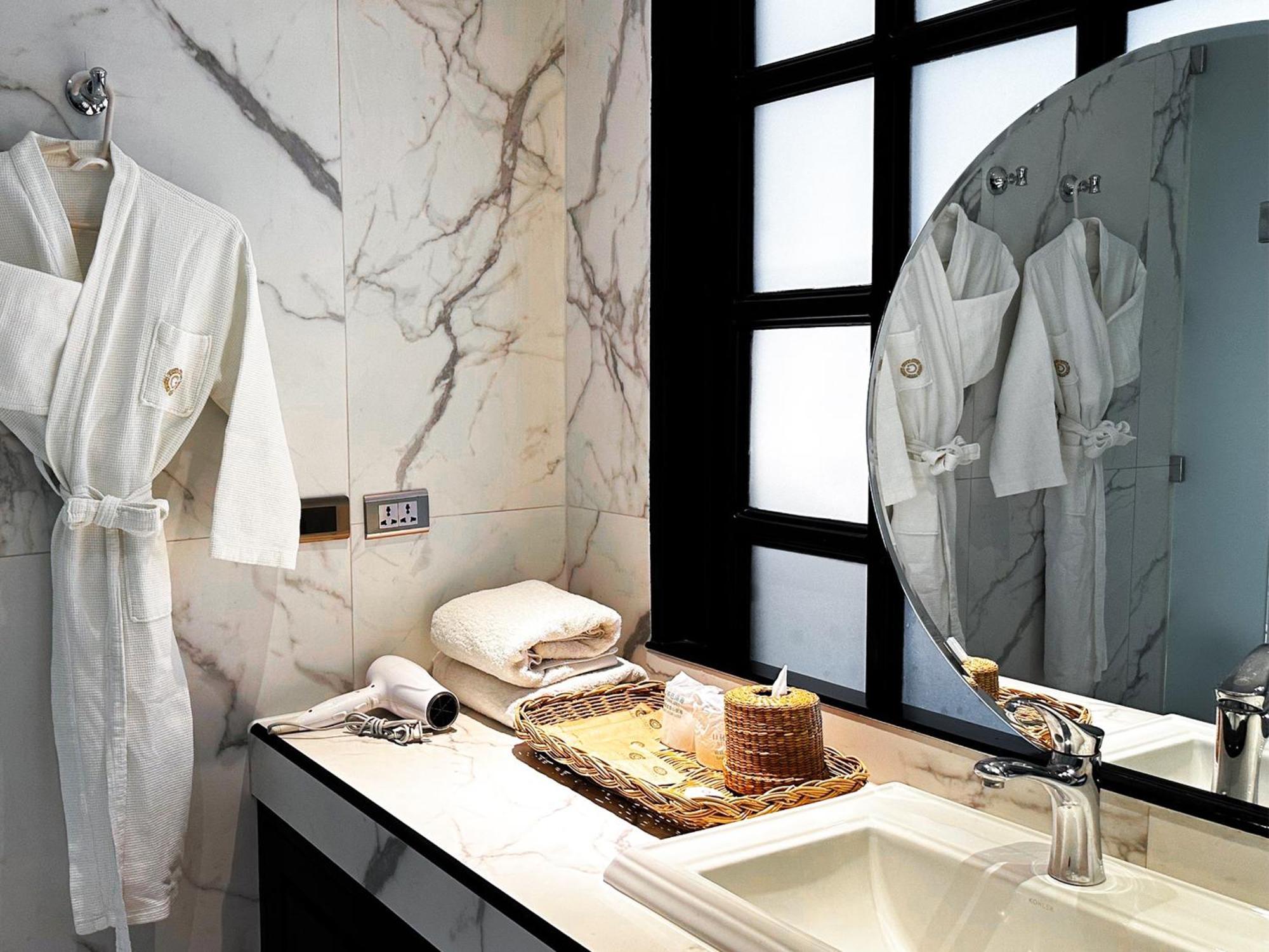 Glory Boutique Suites 清迈古城荣耀精品酒店 Chiang Mai Eksteriør bilde