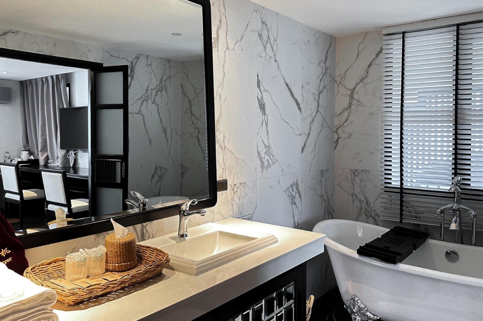 Glory Boutique Suites 清迈古城荣耀精品酒店 Chiang Mai Eksteriør bilde